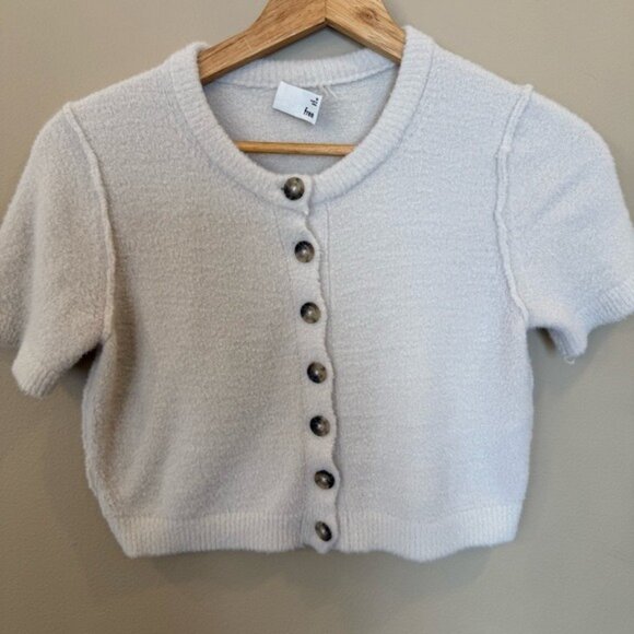 Aritzia Cream Short Sleeve Cardigan - Picture 8 of 14